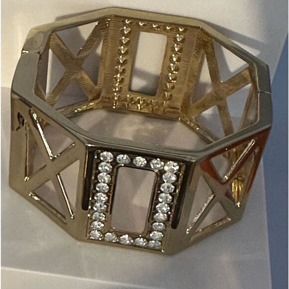 Jewelry - Bangle bracelet gold rhinestone Xoxo